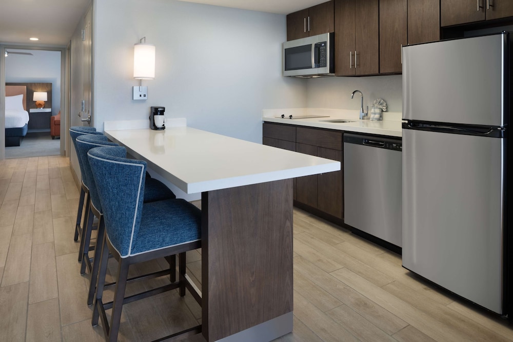 Hampton Inn & Suites Myrtle Beach Oceanfront - photo 22