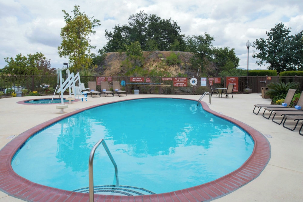 TownePlace Suites Thousand Oaks Ventura County - photo 19