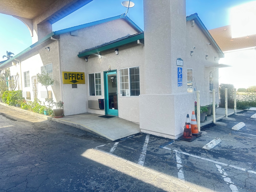 Royal Inn - last minute hotel in Watsonville