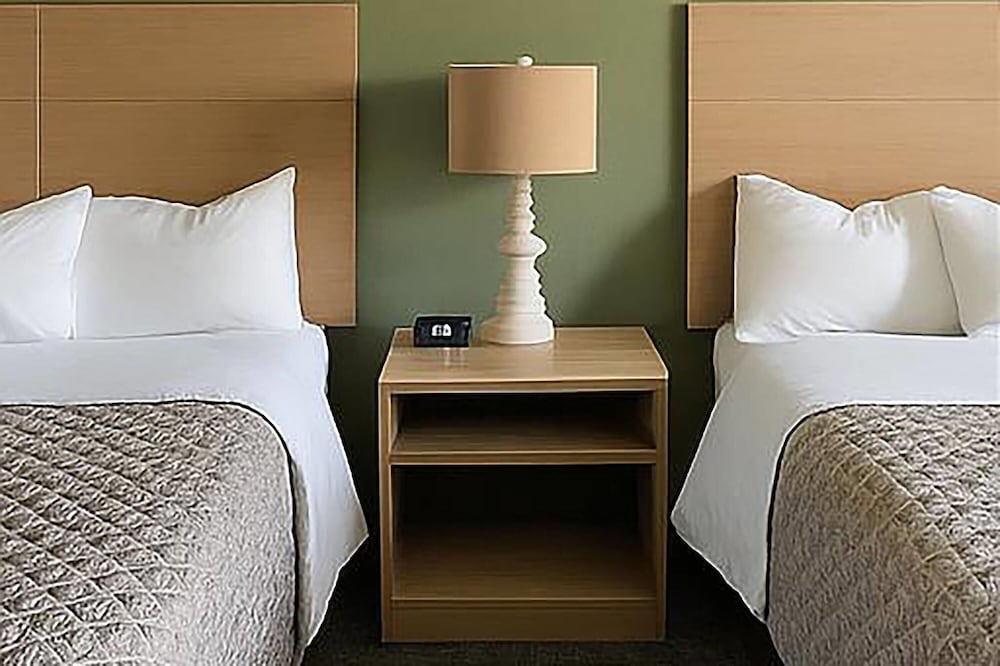 Travelodge by Wyndham Atlanta Illinois - photo 19