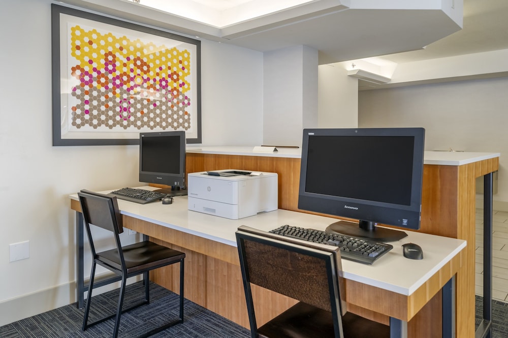 Holiday Inn Express Cape Coral Fort Myers Area by IHG - photo 28