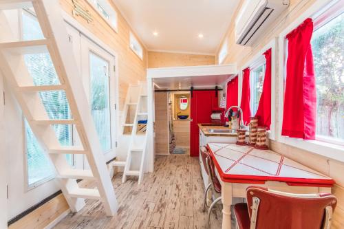 Tiny House Siesta - photo 275