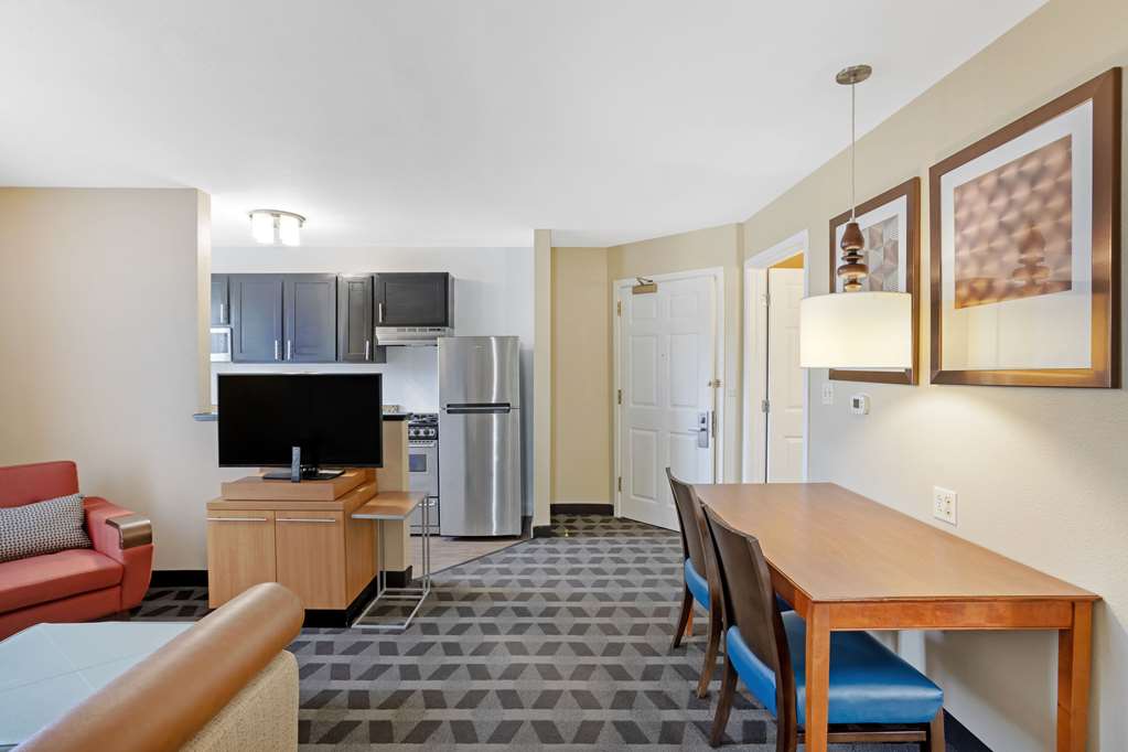 MainStay Suites Mt. Laurel Philadelphia - photo 35