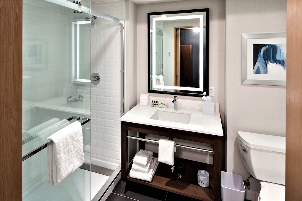 Four Points by Sheraton Albany - photo 26