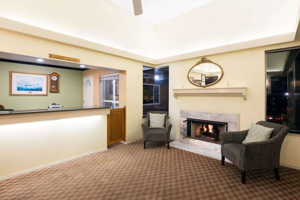 Days Inn by Wyndham Newport OR - photo 3