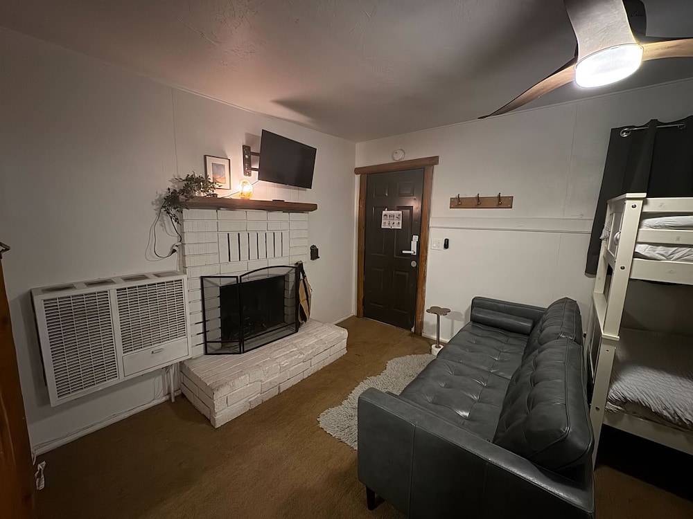 Three Pines Cabins Lodge - photo 50