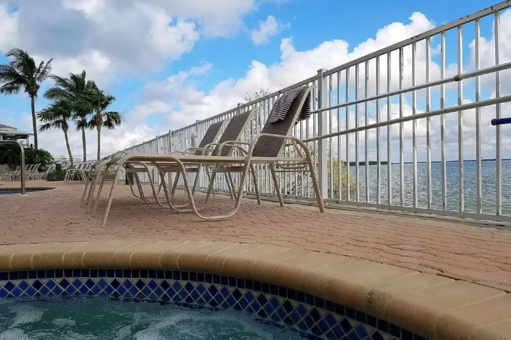 Lovers Key Resort 901 - photo 12