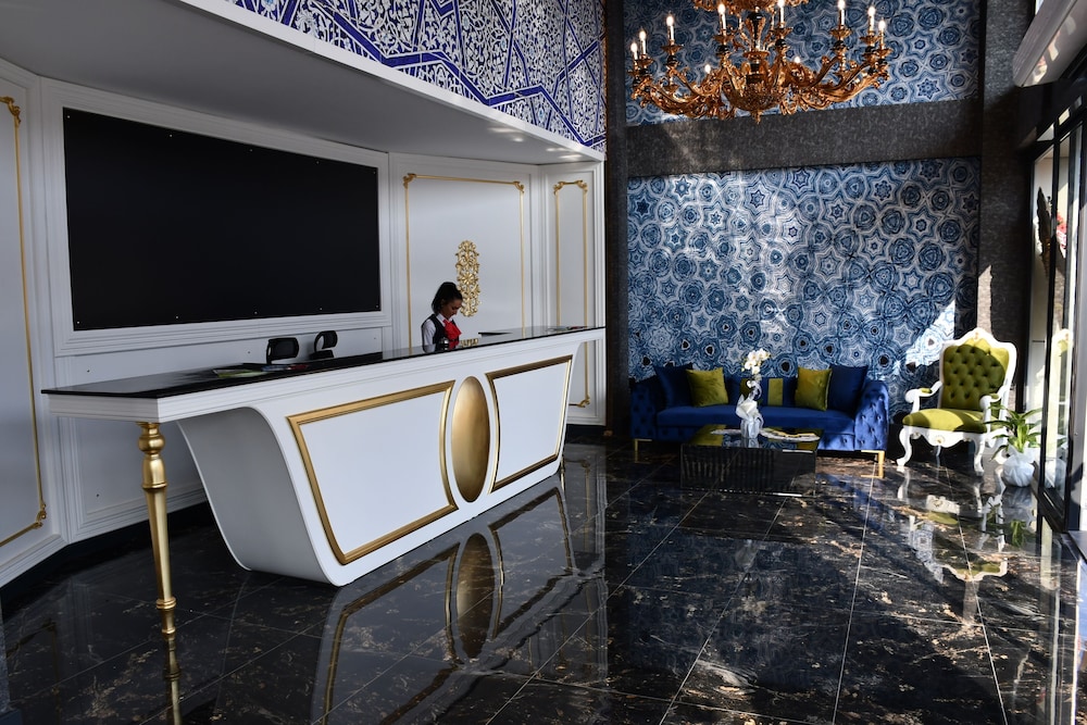 Hmz Luxury Hotel — Cekmekoey — photo 4