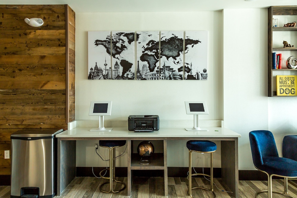 Hotel Ninety Five - photo 35