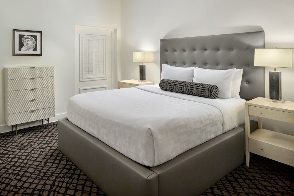 The Tremont House Galveston a Tribute Portfolio Hotel - photo 32