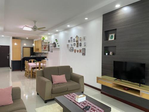 City Central Imperial Suites — 4-Star Luxury Hotel in Kuching, Malaysia
