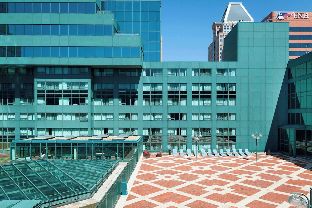 Renaissance Baltimore Harborplace Hotel - photo 16