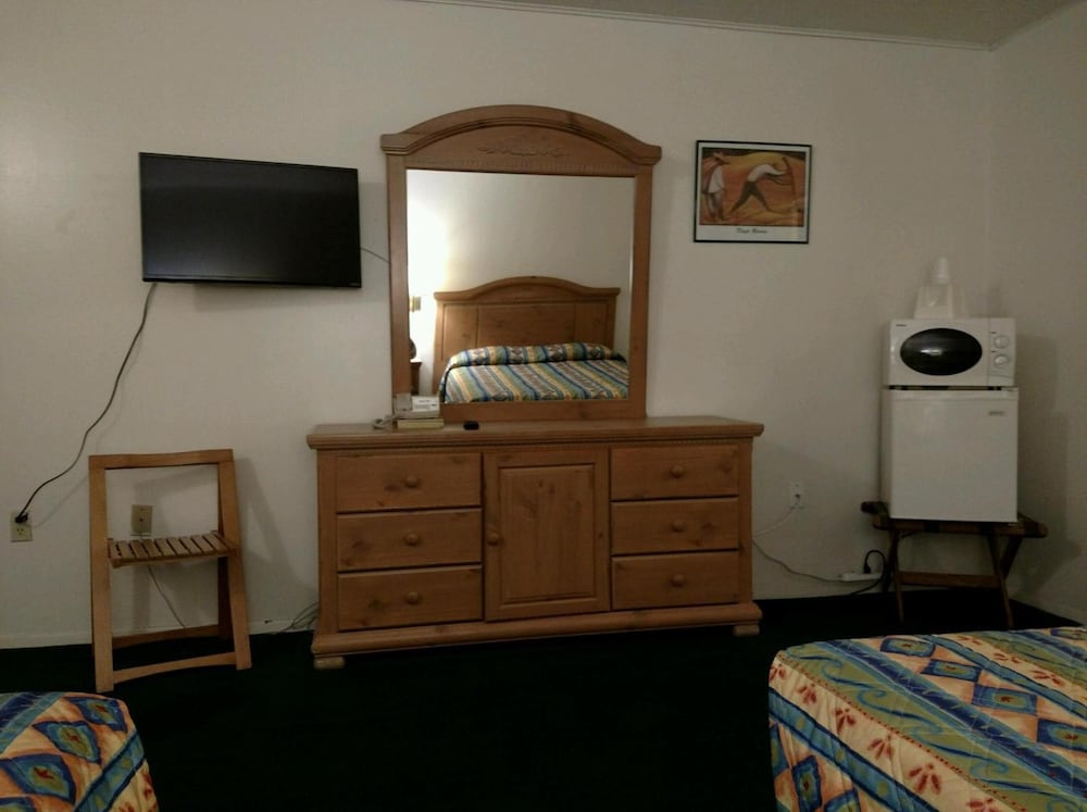 Carrizozo Inn - photo 11