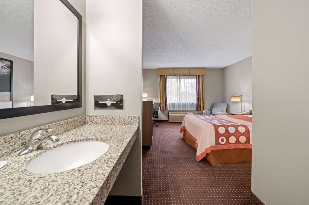 Super 8 by Wyndham Waverly - photo 21