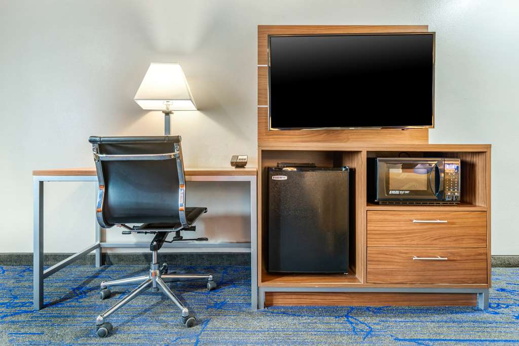 Quality Inn & Suites Vacaville - photo 18