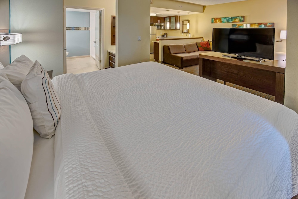 Residence Inn Fort Lauderdale Pompano Beach Central - photo 9