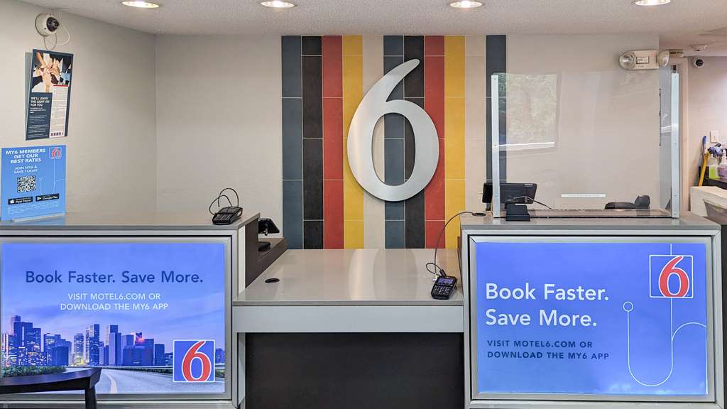 Motel 6 Nashua NH North - photo 13
