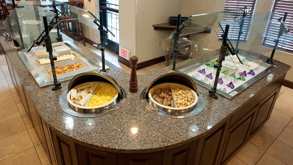 Staybridge Suites East Stroudsburg Poconos by IHG - photo 26