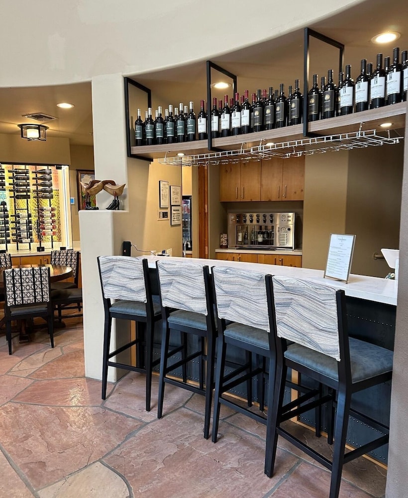 Inn at Eagle Mountain - photo 7