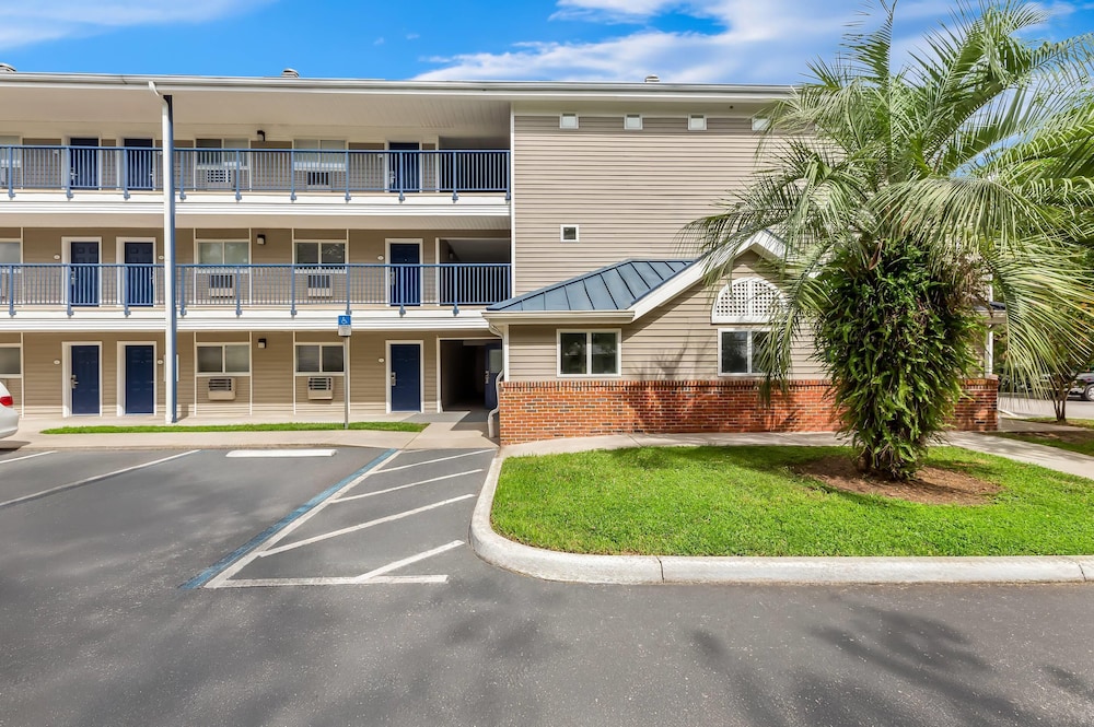 Birch Hill Suites Lakeland - photo 44