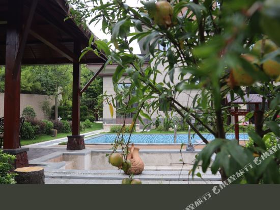 Joy Expert Hot Spring Resort Villa in Shijiao, People's Republic of China