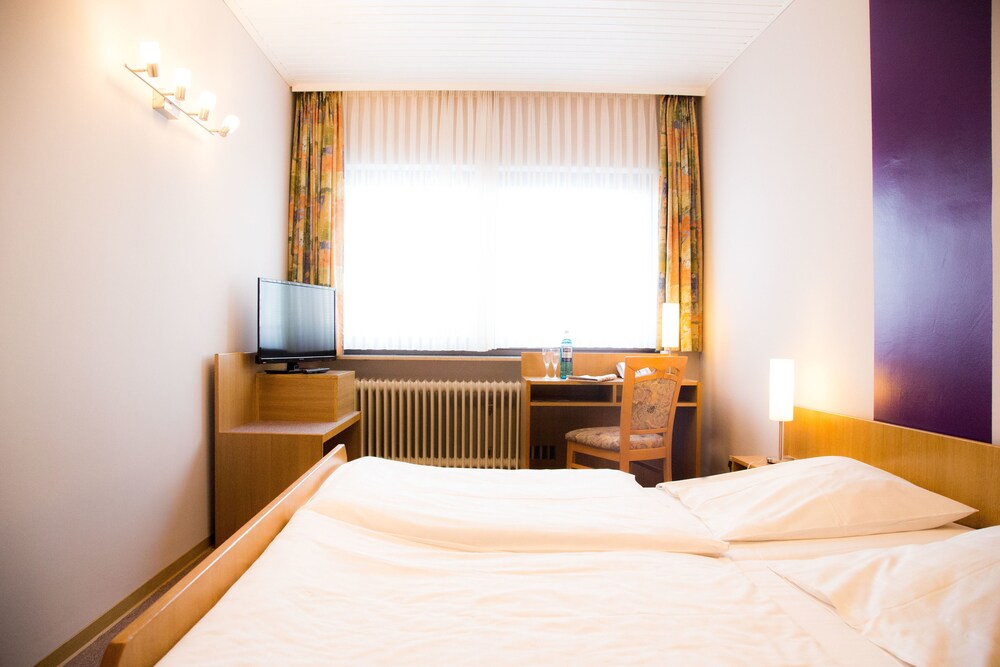 Hotel Herrnbrod & Ständecke — Dreieich — photo 5