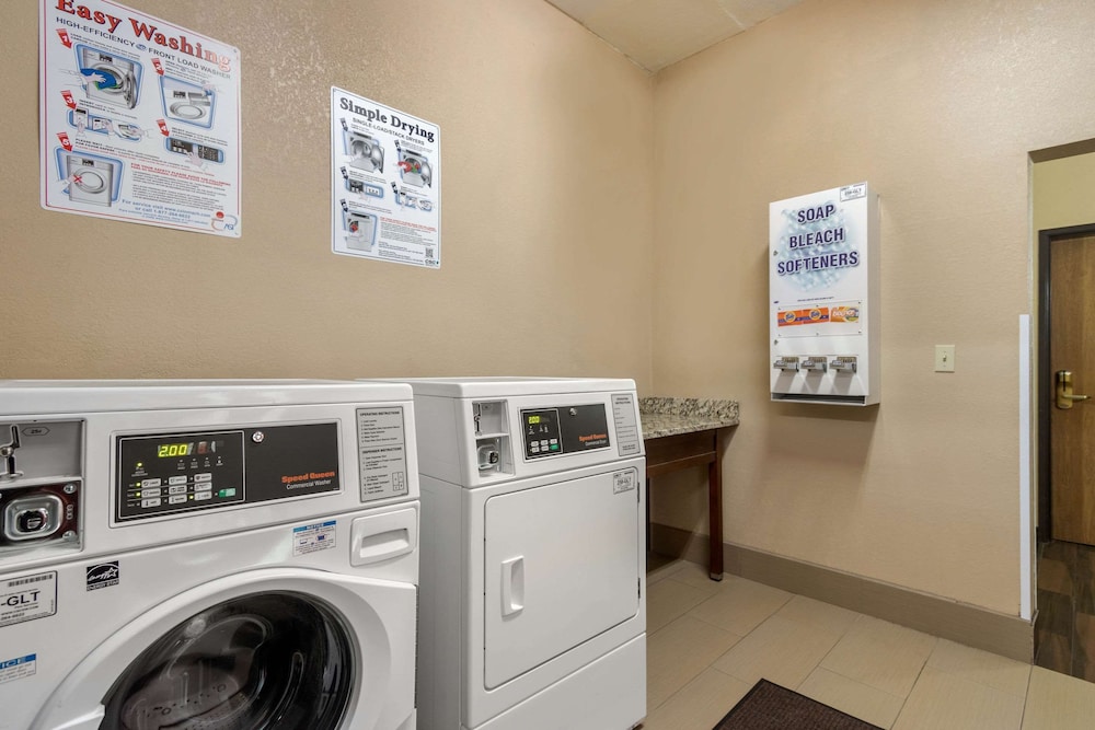 Comfort Inn & Suites Pittsburg KS - photo 41