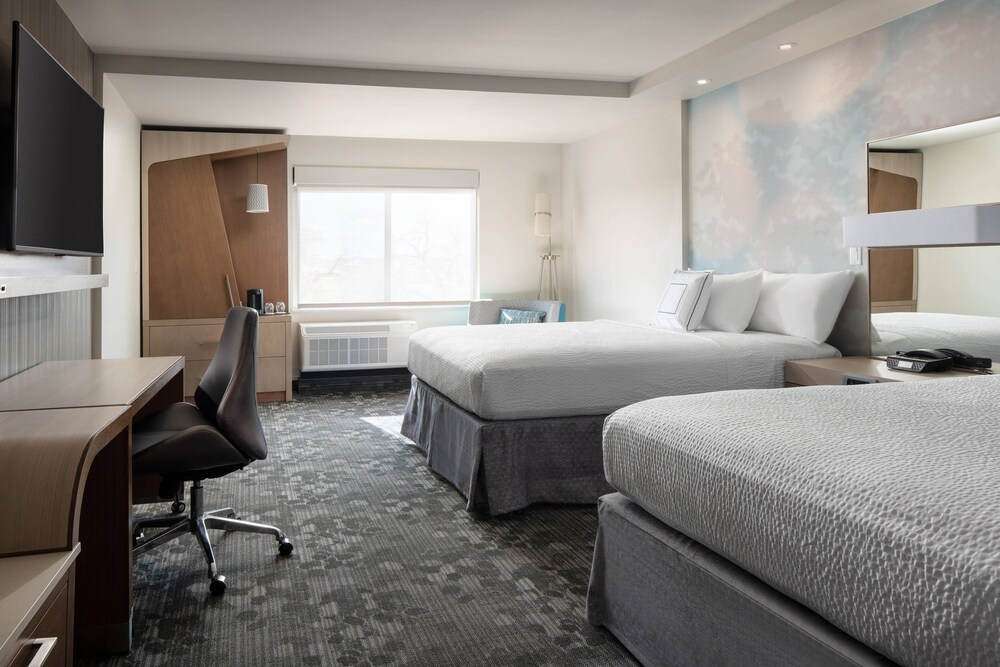 Courtyard by Marriott Loveland Fort Collins - photo 10