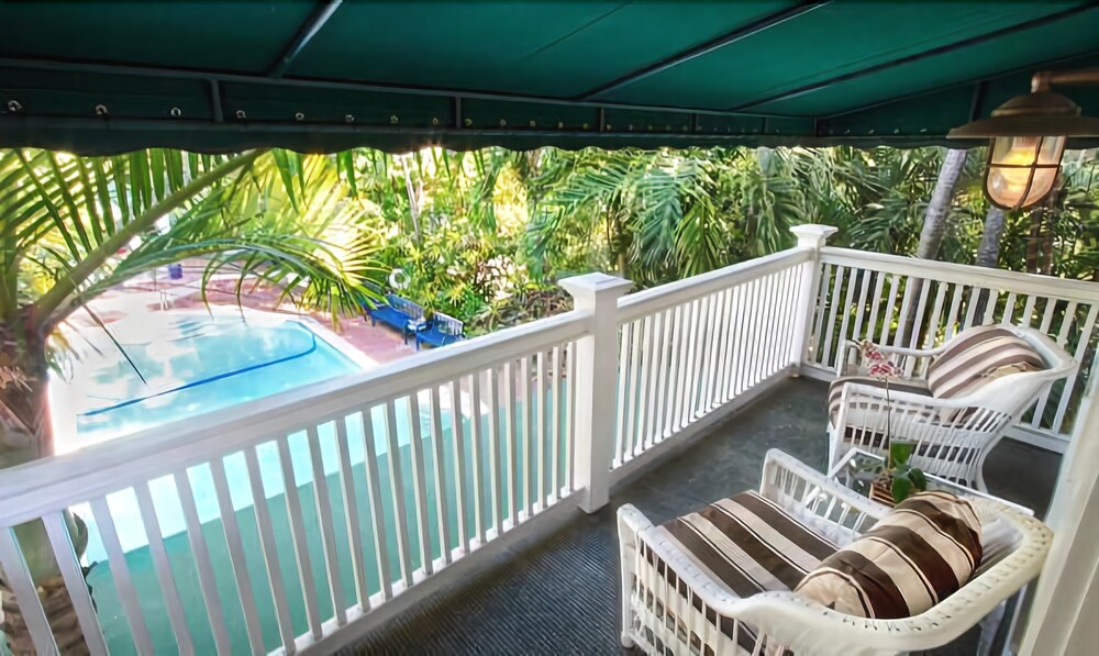 The Gardens Hotel - photo 18