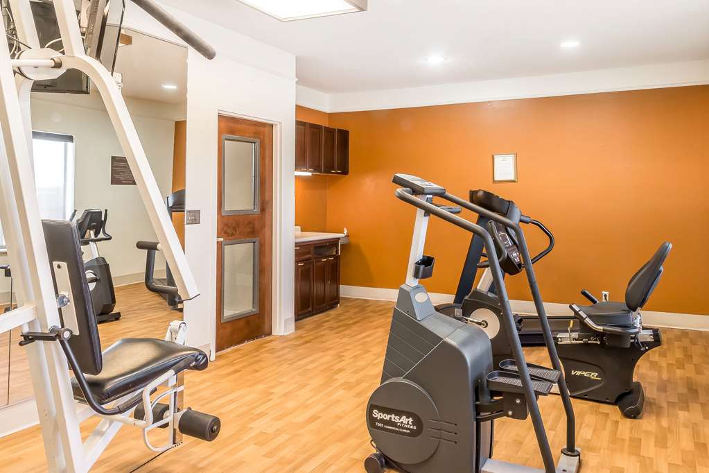 Comfort Inn near Frost Bank Center - photo 23