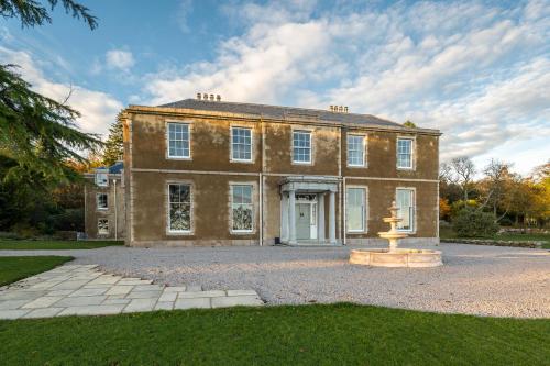 Manar House Ground Floor Luxury Apartment — 4-Star Luxury Hotel in Inverurie, United Kingdom