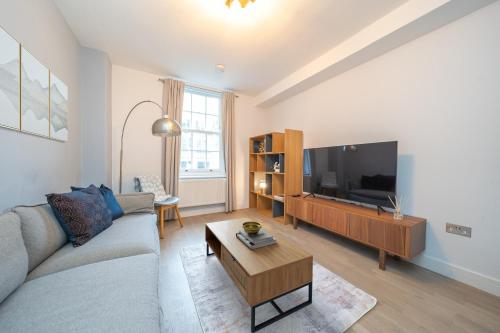 Charming 2 Bedroom Flat in Central London — 4-Star Luxury Hotel in London, United Kingdom