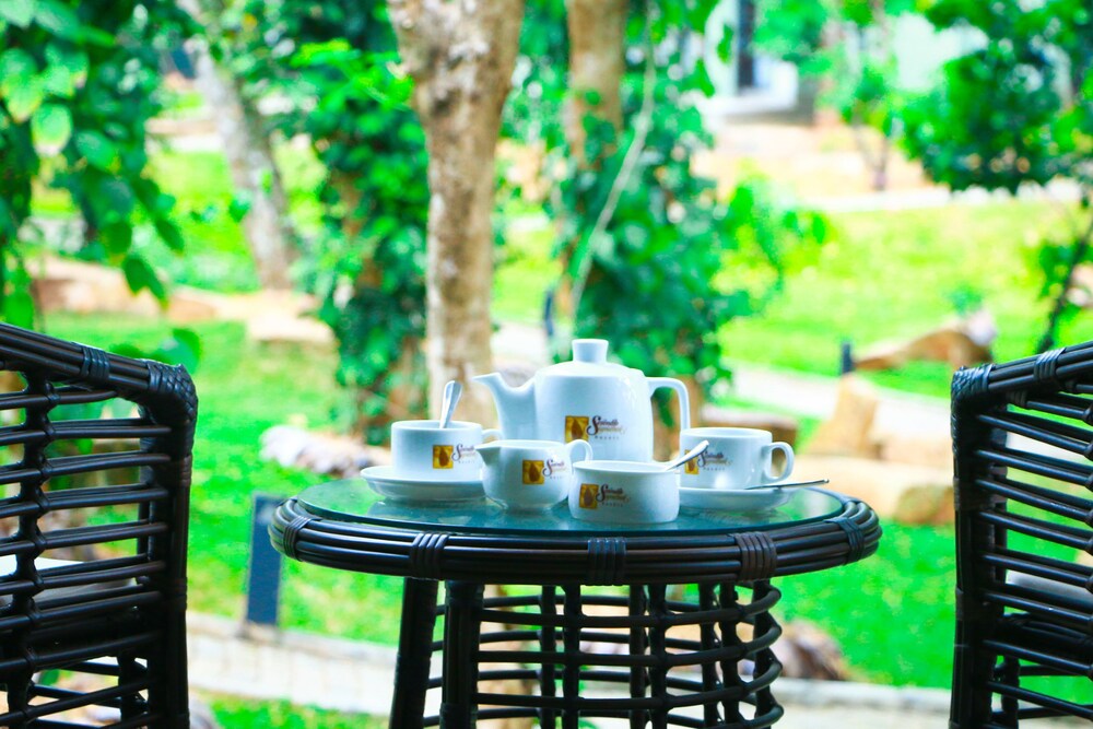 Serendib Signature Resort — 5-Star Luxury Hotel in Kandy, Sri Lanka