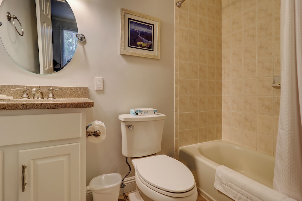 82 Fairway Lane at The Sea Pines Resort - photo 13