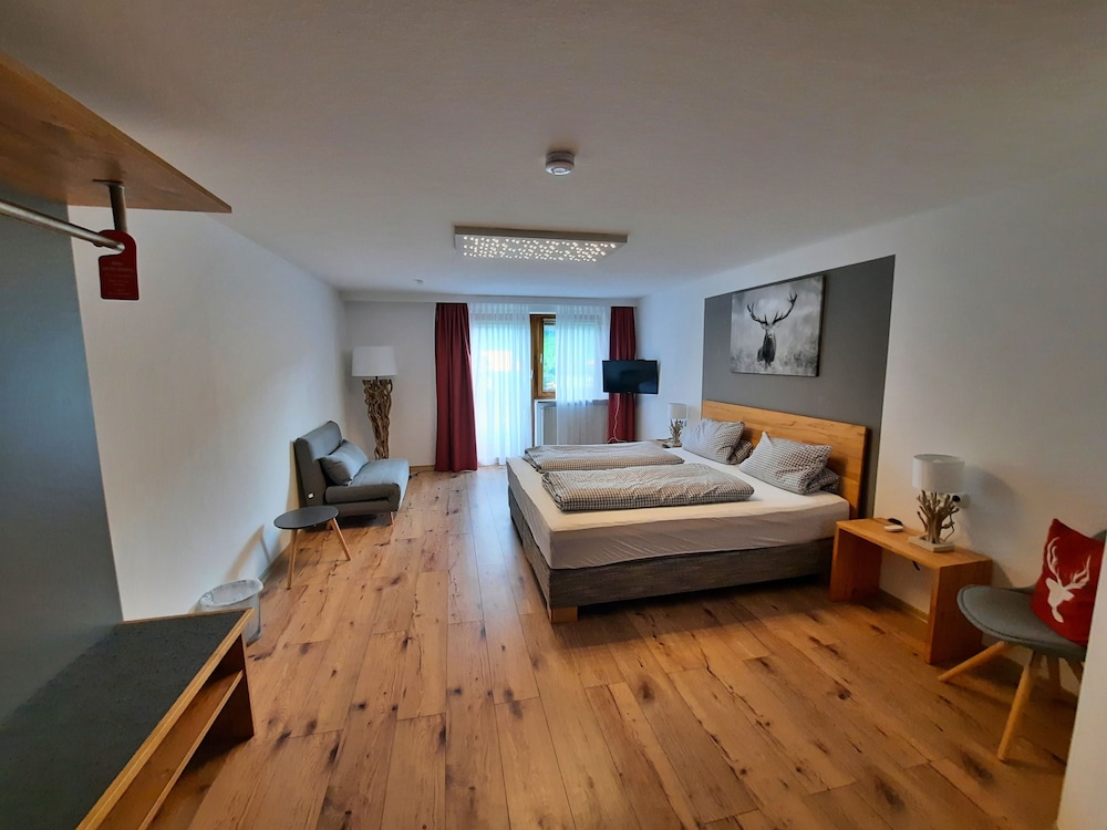 Landhotel Albrecht — Augsburg