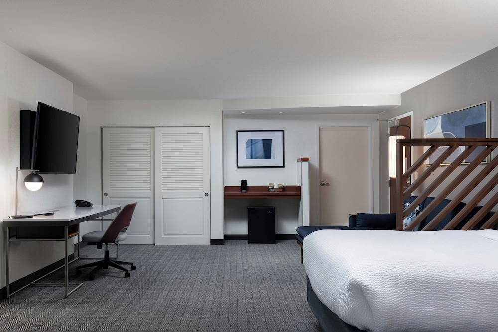 Courtyard by Marriott Wichita At Old Town - photo 13