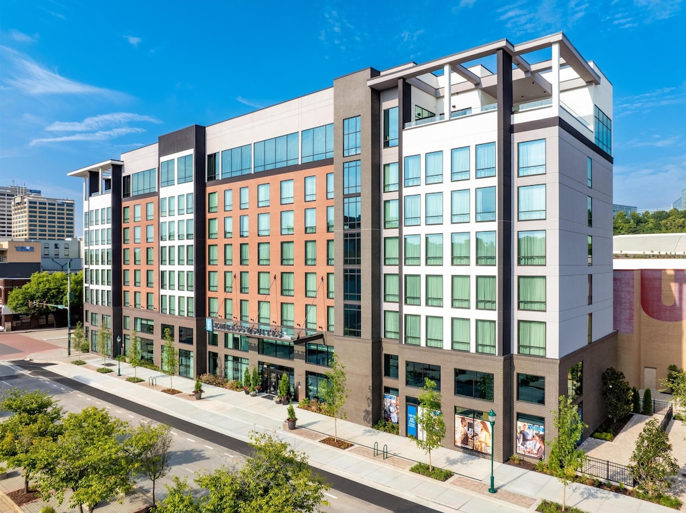 Embassy Suites By Hilton Chattanooga Downtown - photo 86