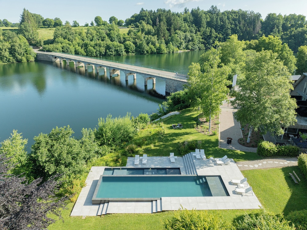 Hotel des Bains & Wellness — hotel in Waimes