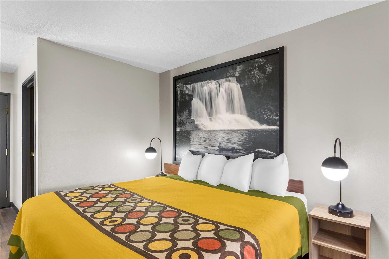 Super 8 by Wyndham Evansville East - photo 26