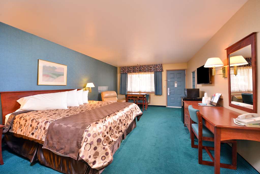 Americas Best Value Inn Phoenix Medford - photo 12
