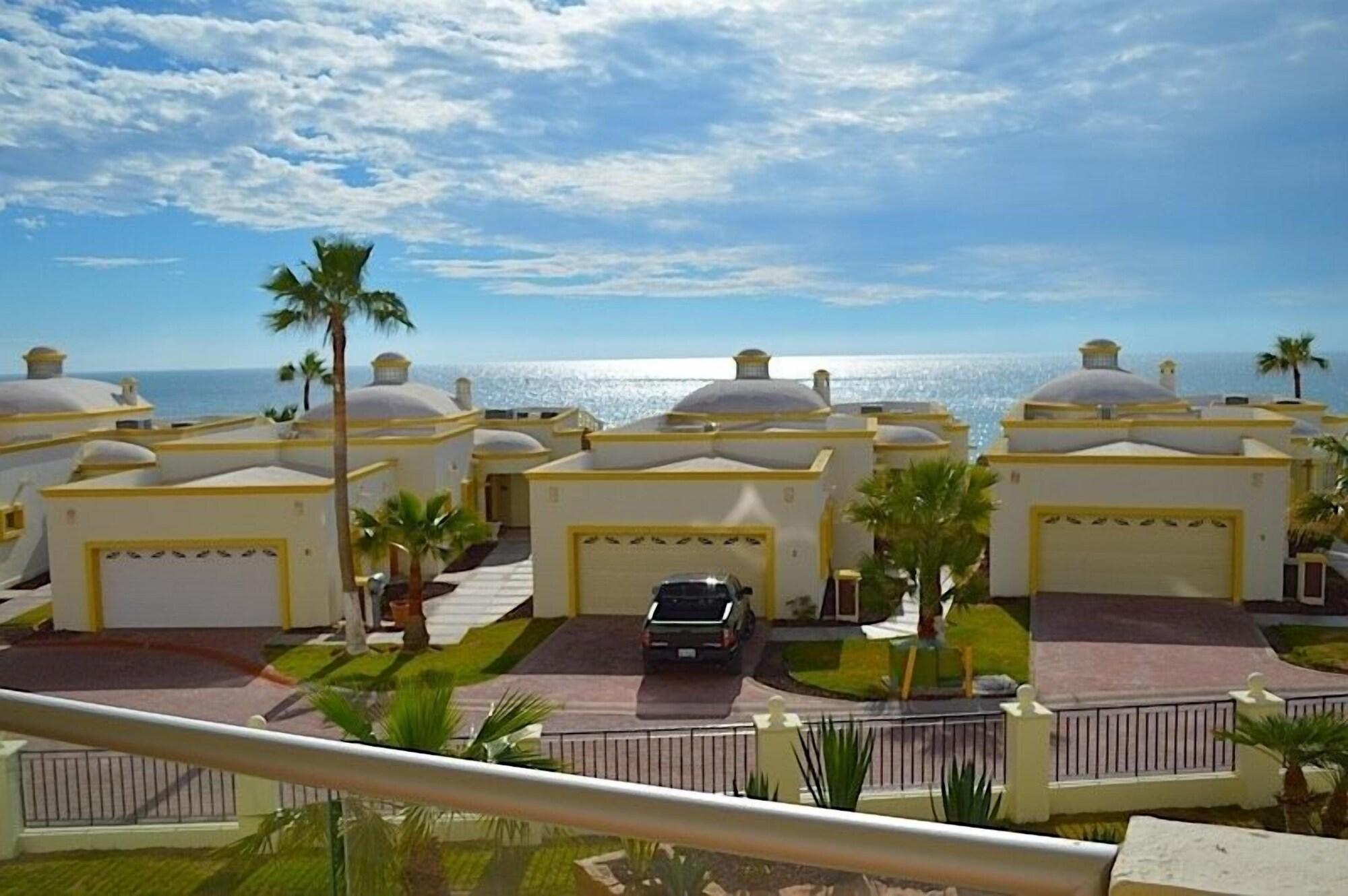 Beachfront Condo on Sandy Beach Las Palmas Resort 24hrs Security Free Parking Free Wi Fi in Puerto Penasco, Mexico