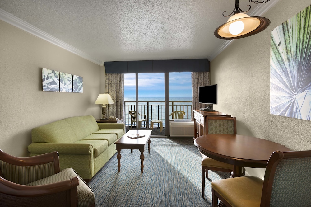 Holiday Pavilion Resort on the Boardwalk - photo 9