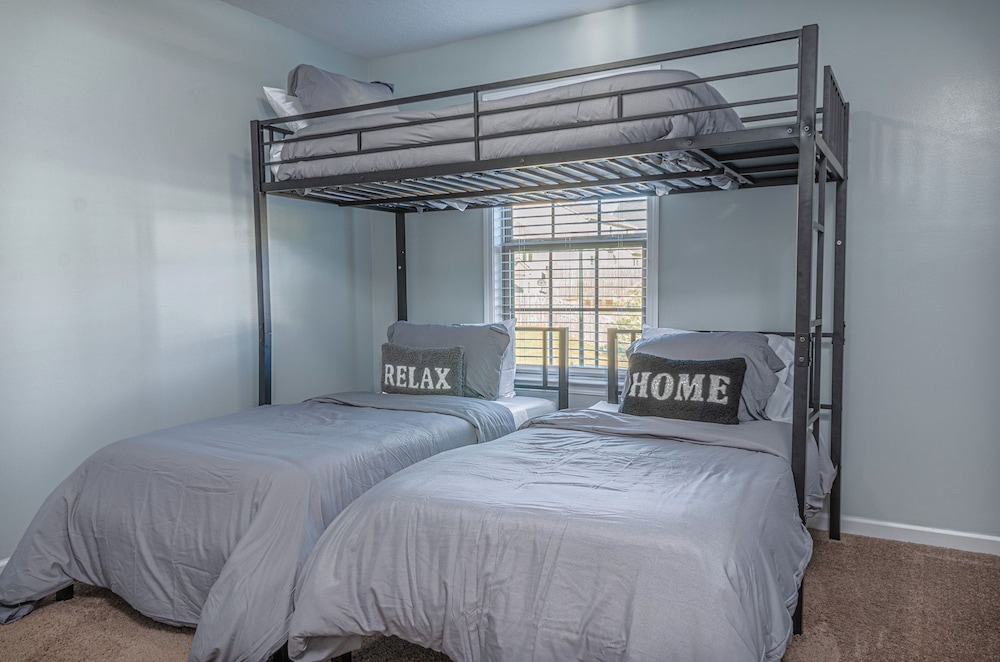 Lakeside Lodging - last minute hotel in Columbus