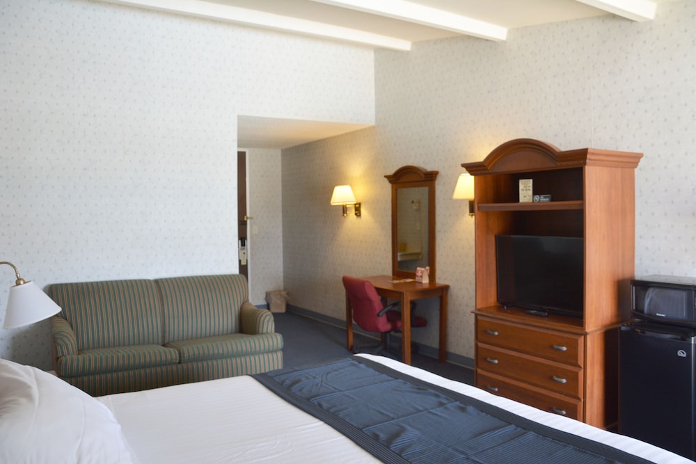 Travelodge by Wyndham Milwaukee - photo 7