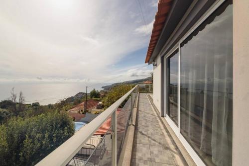Vivenda Carlota Sea View by Mth — 4-Star Luxury Hotel in Ribeira Brava, Portugal