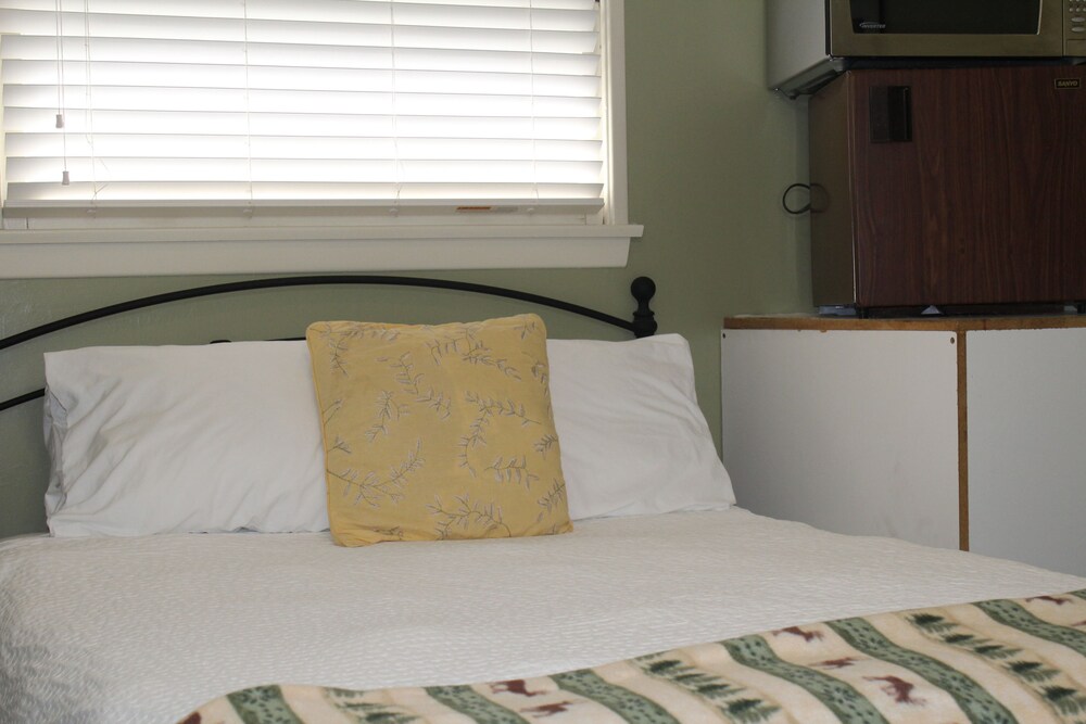 Trees Motel - photo 5