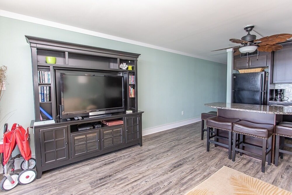 Royal Garden Resort 903 2 Bedroom Condo by RedAwning - photo 12