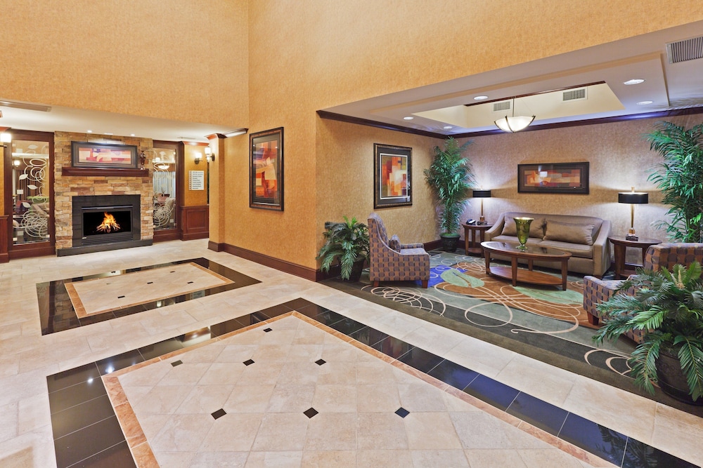 Holiday Inn Express Hotel & Suites POTEAU by IHG - photo 20