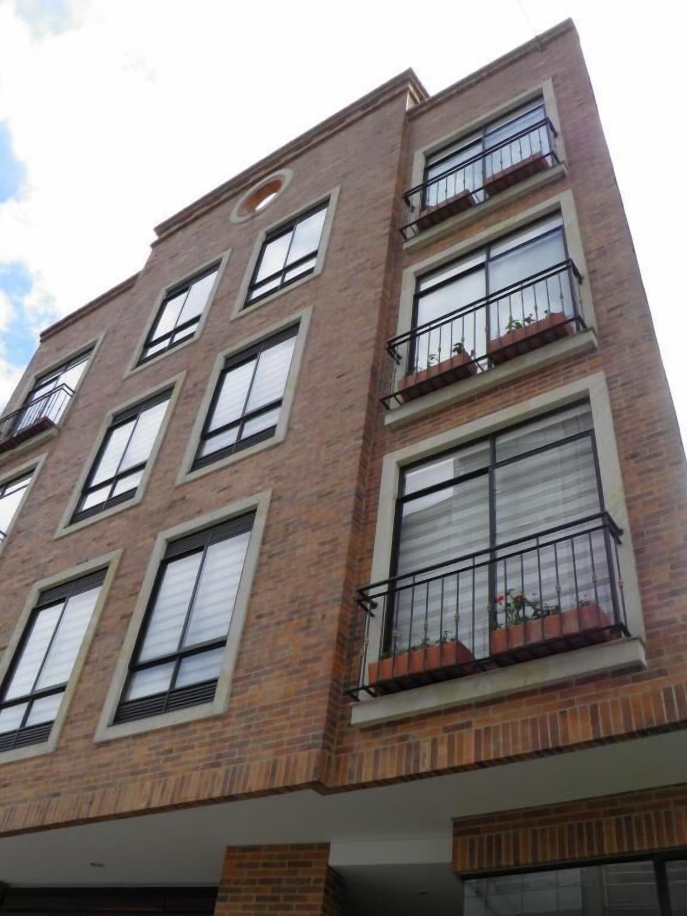 Apartasuites BellHouse Bogotá — 4-Star Luxury Hotel in Bogota, Colombia