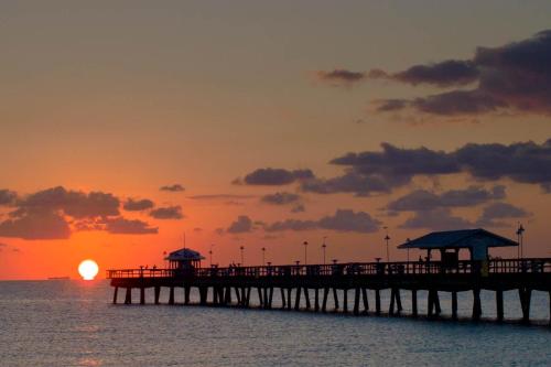 High Noon Beach Resort - photo 62